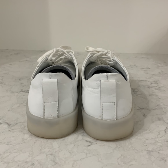 ESSENTIALS Fear of God
White Tennis Court Low Sneakers - Picture 3 of 4
